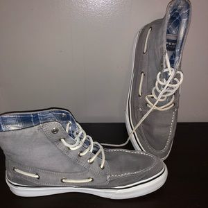 High top sperry.